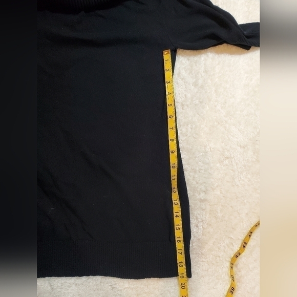 MEXX womens cowl neck short sleeve knit. Size medium. EUC. - Picture 3 of 8